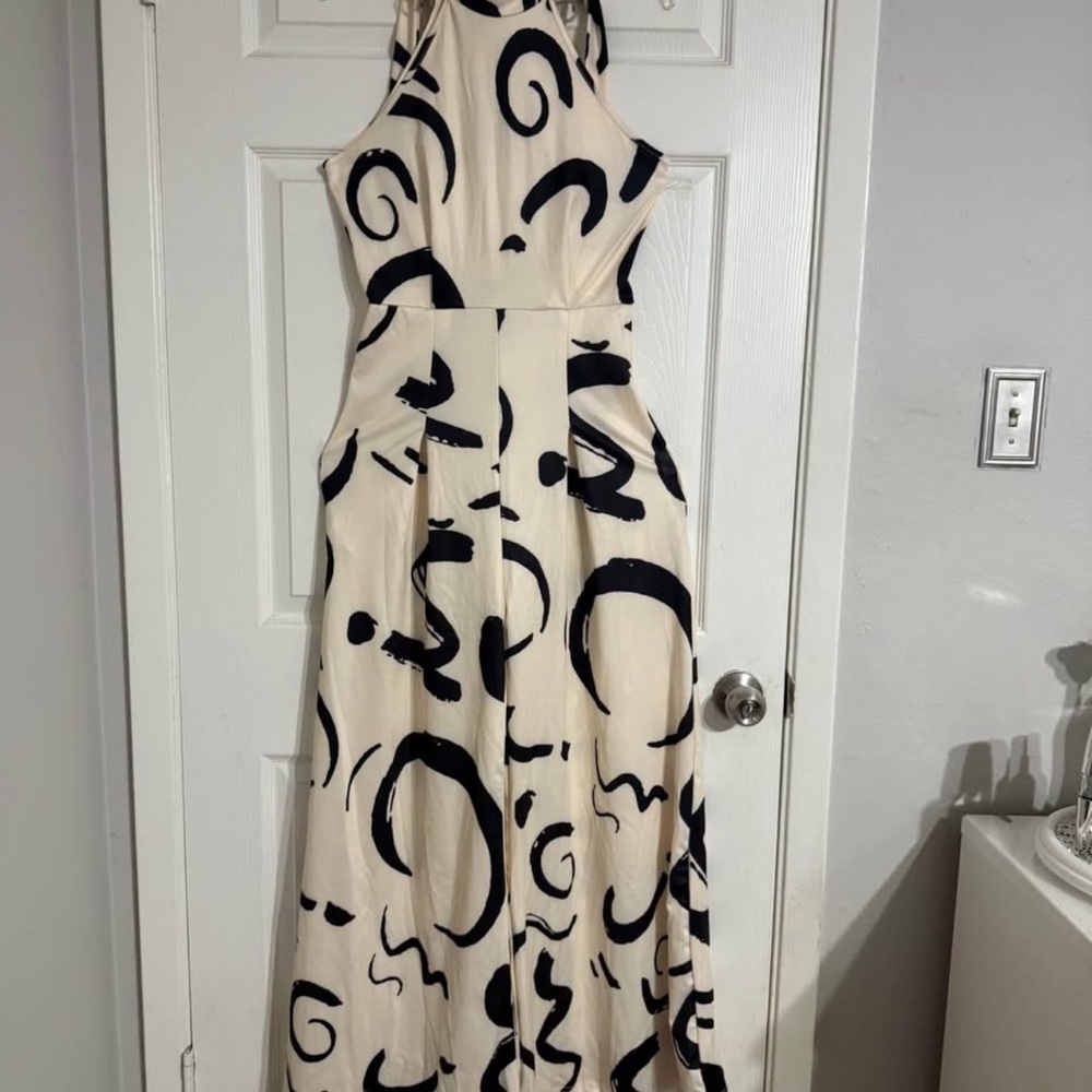 Elegant Black and Cream Women's Dress